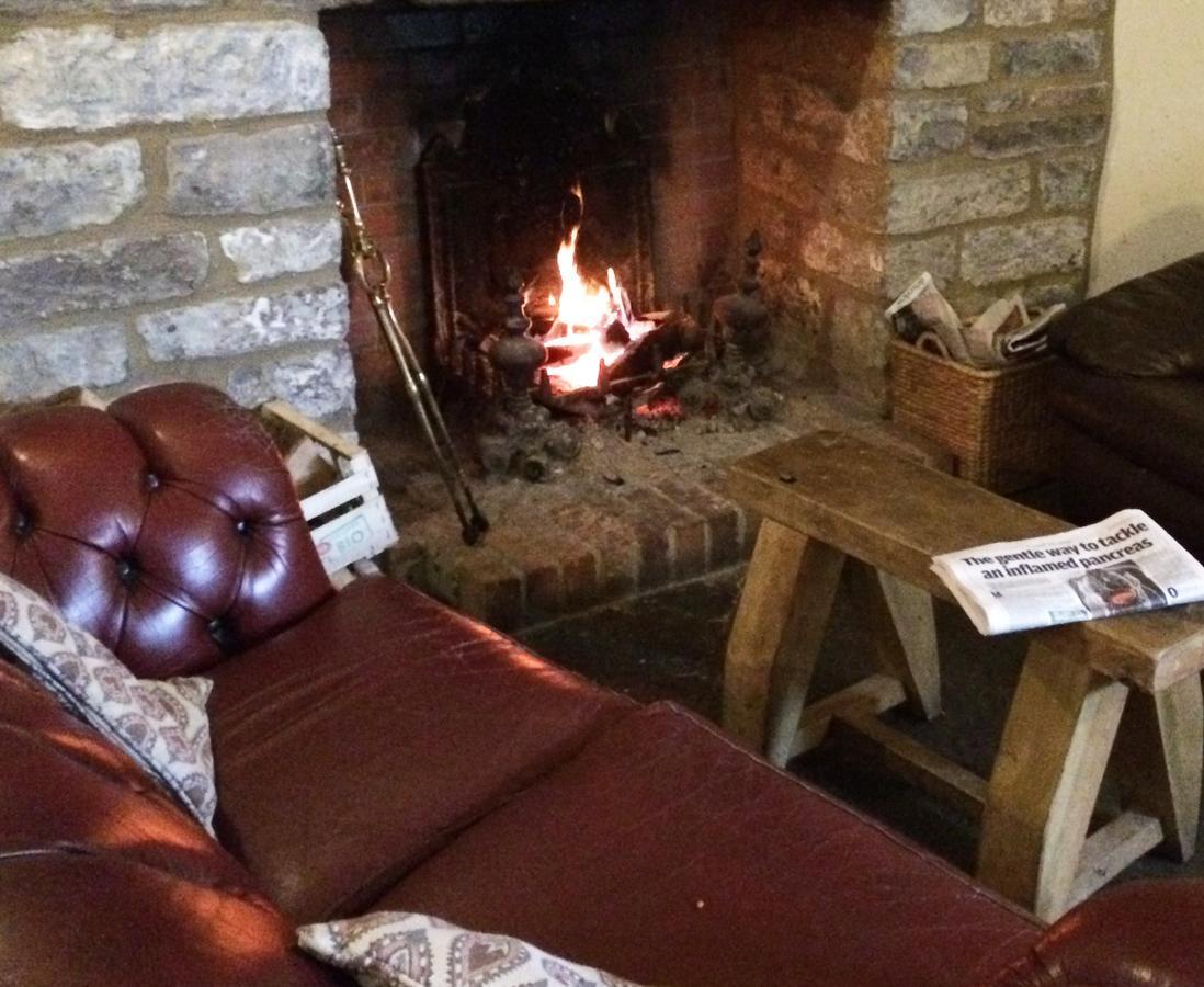 Cross Keys Inn Lydford-on-Fosse Kültér fotó