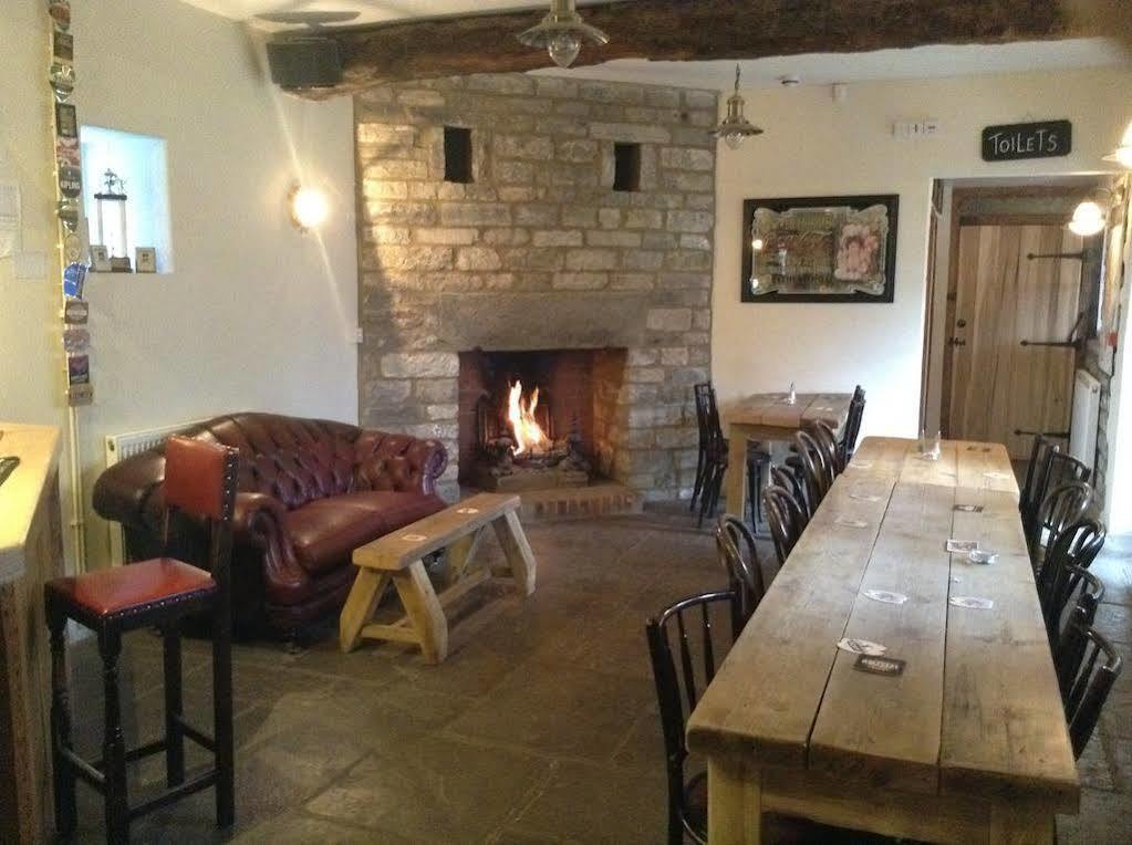 Cross Keys Inn Lydford-on-Fosse Kültér fotó